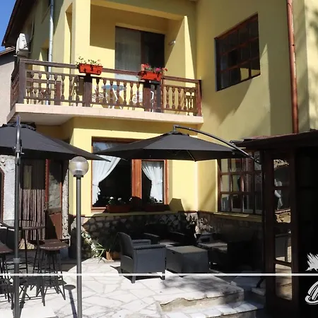 баеви Vendégház Velingrad